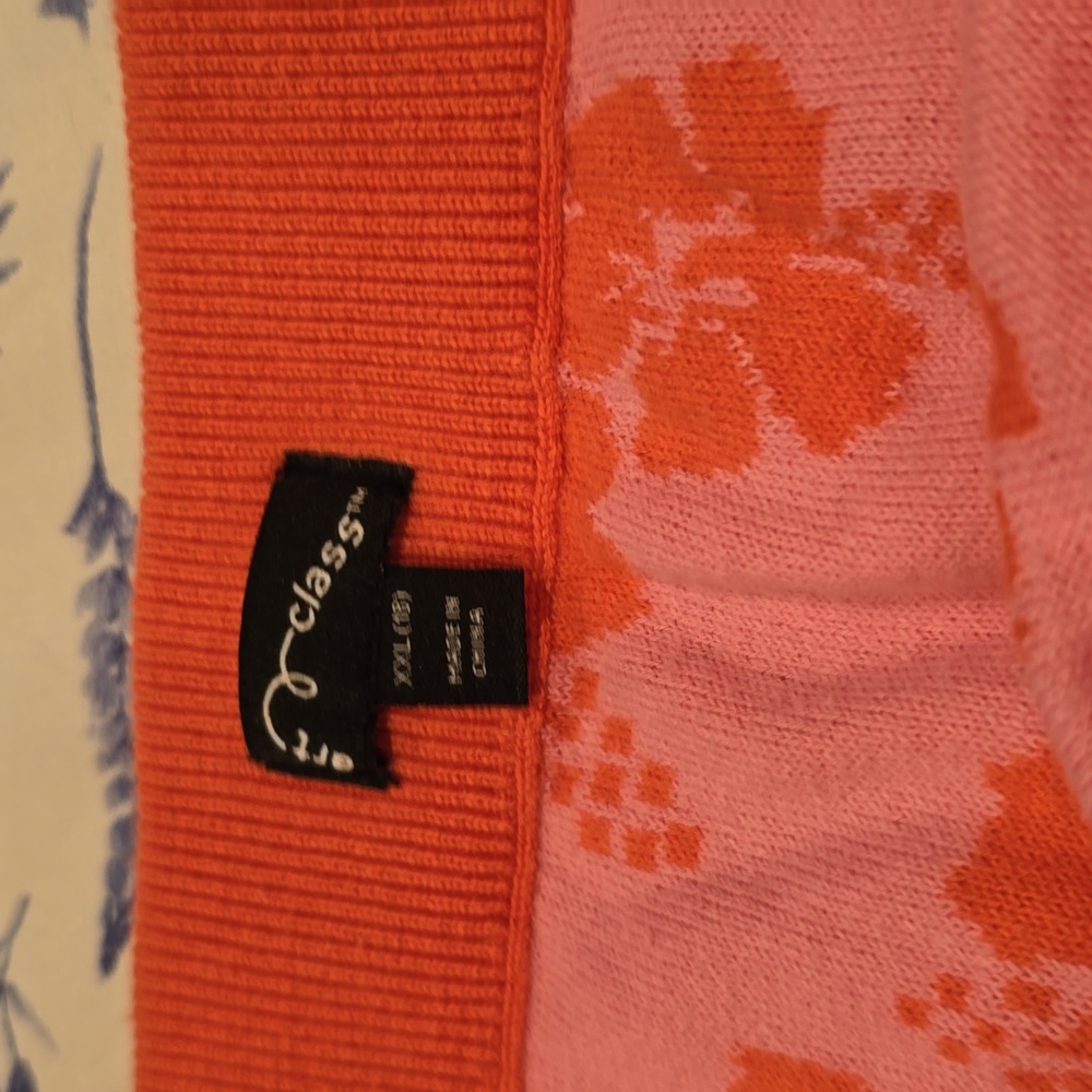 ❤️10/$13 New art class Hawaiian sweater skirt - Picture 4 of 4
